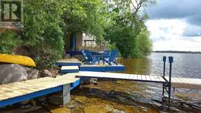 430 LAKESIDE DRIVE Prince Edward County