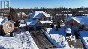 16 WOOD COURT Kawartha Lakes