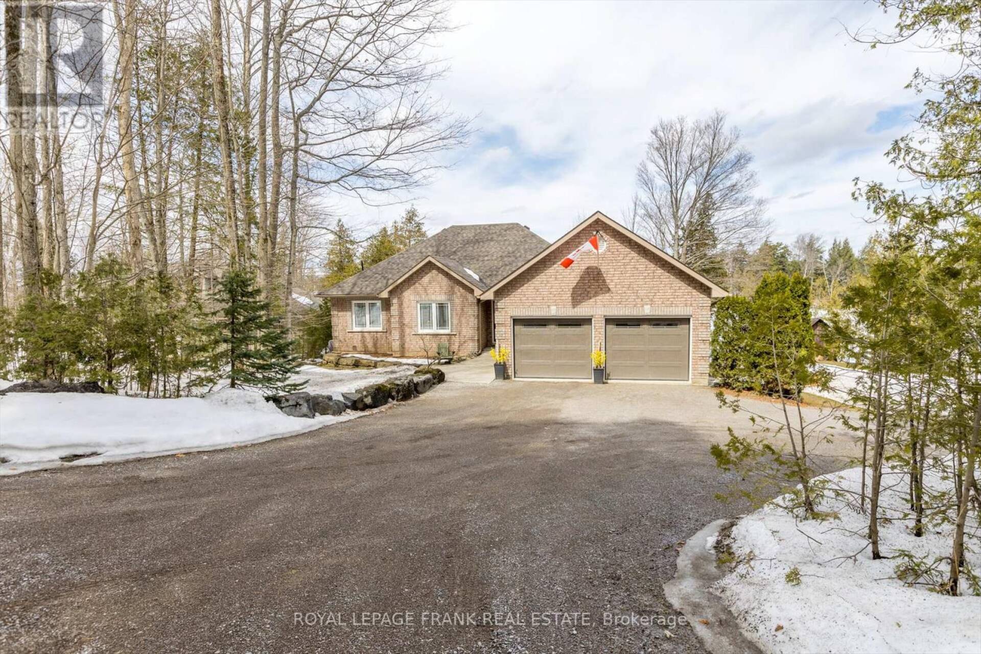 2974 EAGLES CLIFF LANE Smith-Ennismore-Lakefield