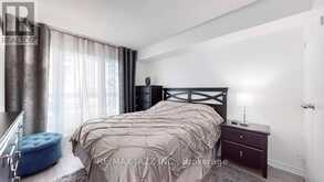 803 - 10 QUEENS QUAY W Toronto