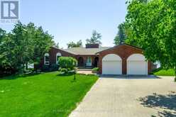 1121 CONNAUGHT DRIVE Selwyn