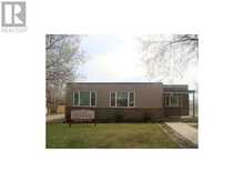 3 Evron Place Trochu