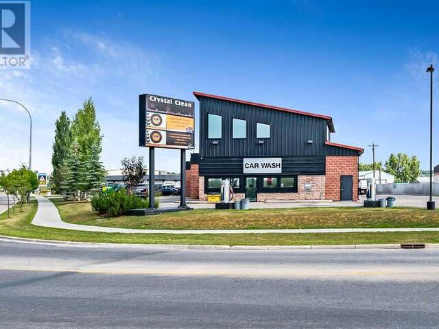 1101 & 1103 North Railway Street Okotoks Alberta