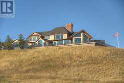 2322 HIGHWAY 3 Lundbreck