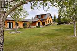 2322 HIGHWAY 3 Lundbreck