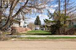 712 2 Street SW Drumheller