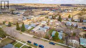 712 2 Street SW Drumheller