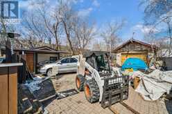 6516 35 Avenue NW Calgary