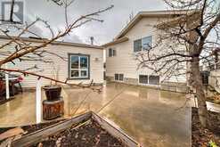 99 Eversyde Circle SW Calgary