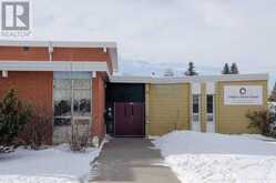 645 36 Street SW Calgary