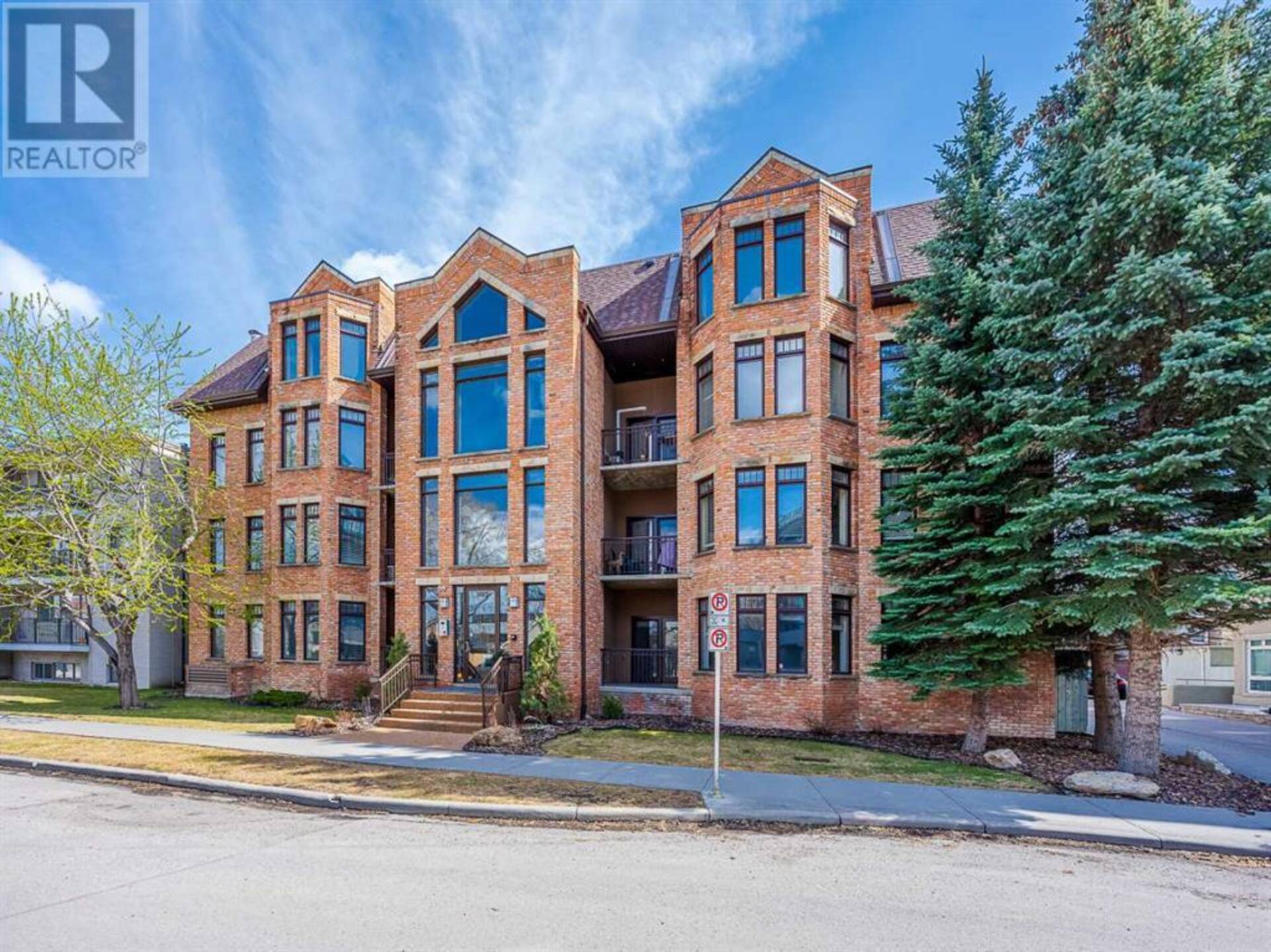 303, 1407 Kensington Close NW Calgary