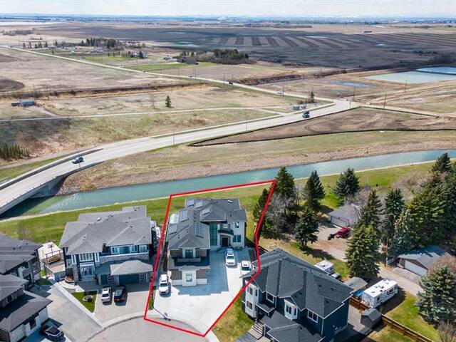 111 SANDPIPER Court Chestermere Alberta