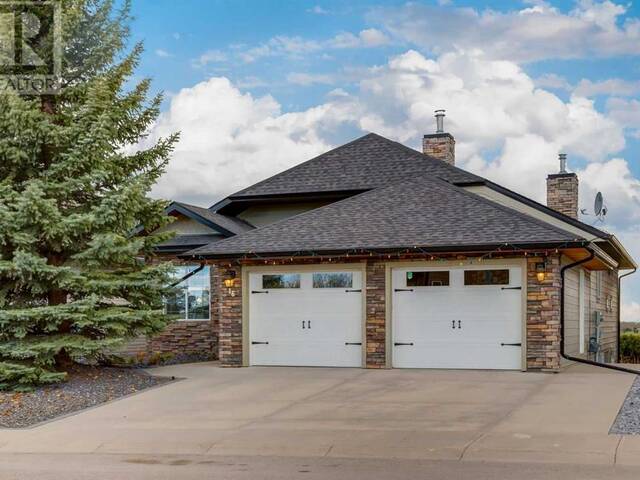 16 Hillcrest Boulevard Strathmore Alberta