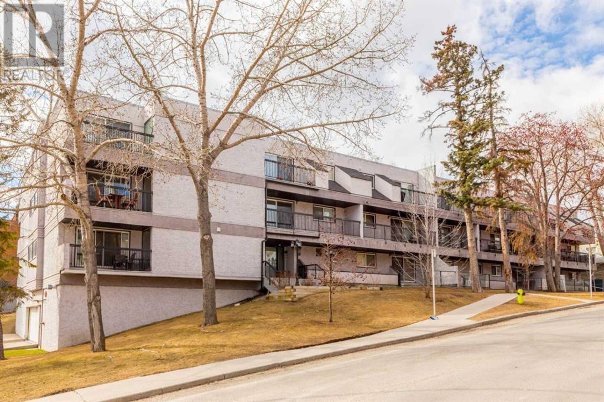 108, 355 5 Avenue NE Calgary