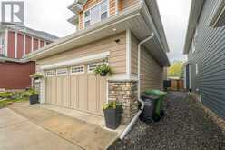 112 Ridge View Close Cochrane