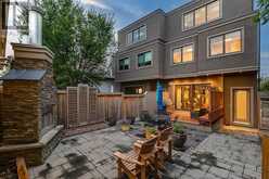 2216B 3 Avenue NW Calgary