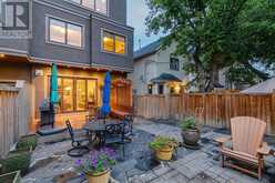 2216B 3 Avenue NW Calgary