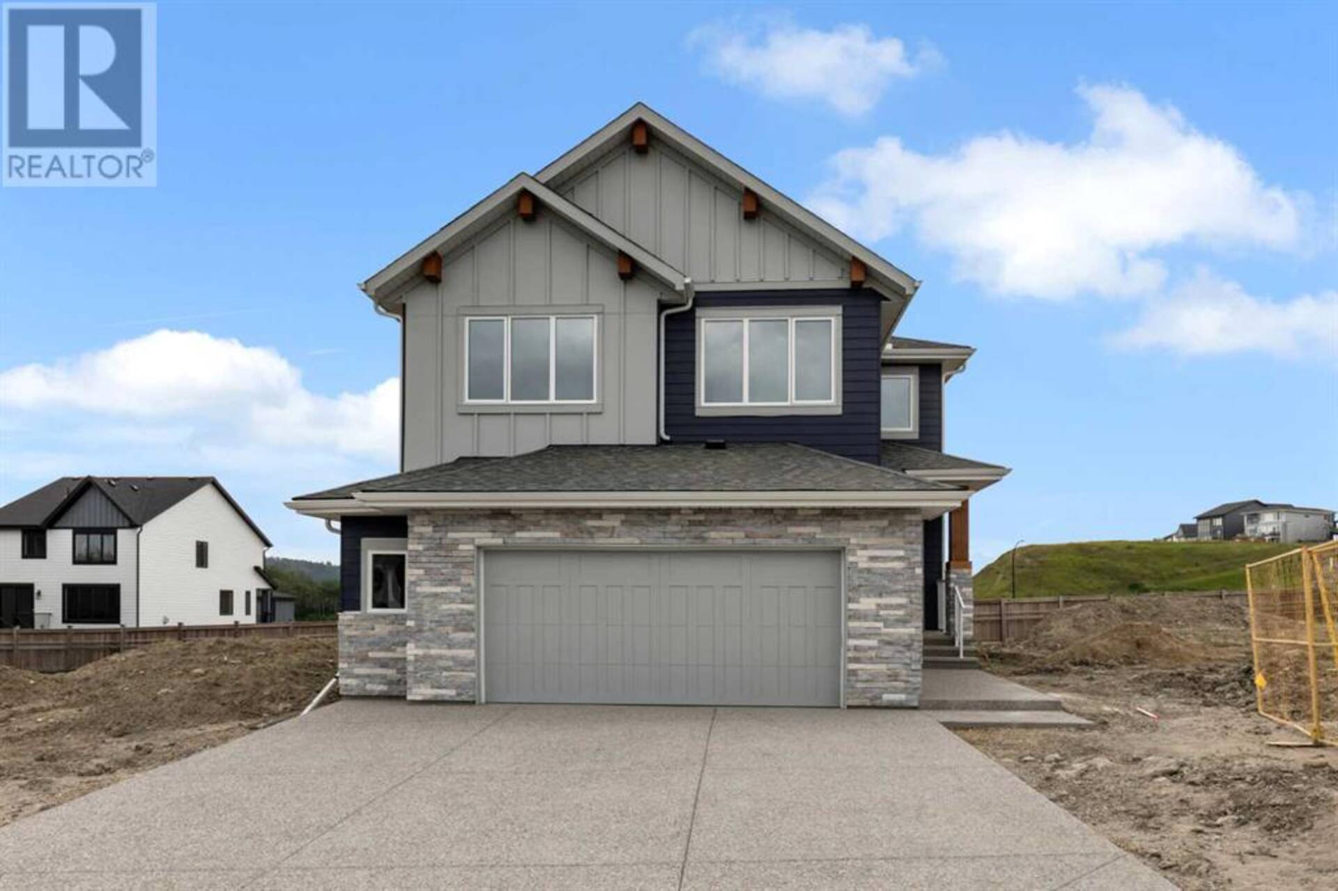 137 creekstone Hill SW Calgary