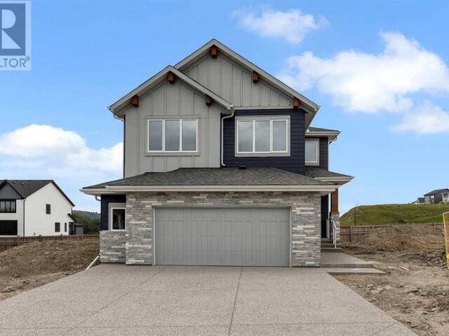 137 creekstone Hill SW Calgary Alberta