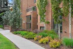 104, 350 4 Avenue NE Calgary