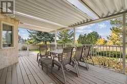 139 Woodacres Drive SW Calgary