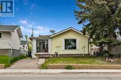 406 8 Avenue SE High River