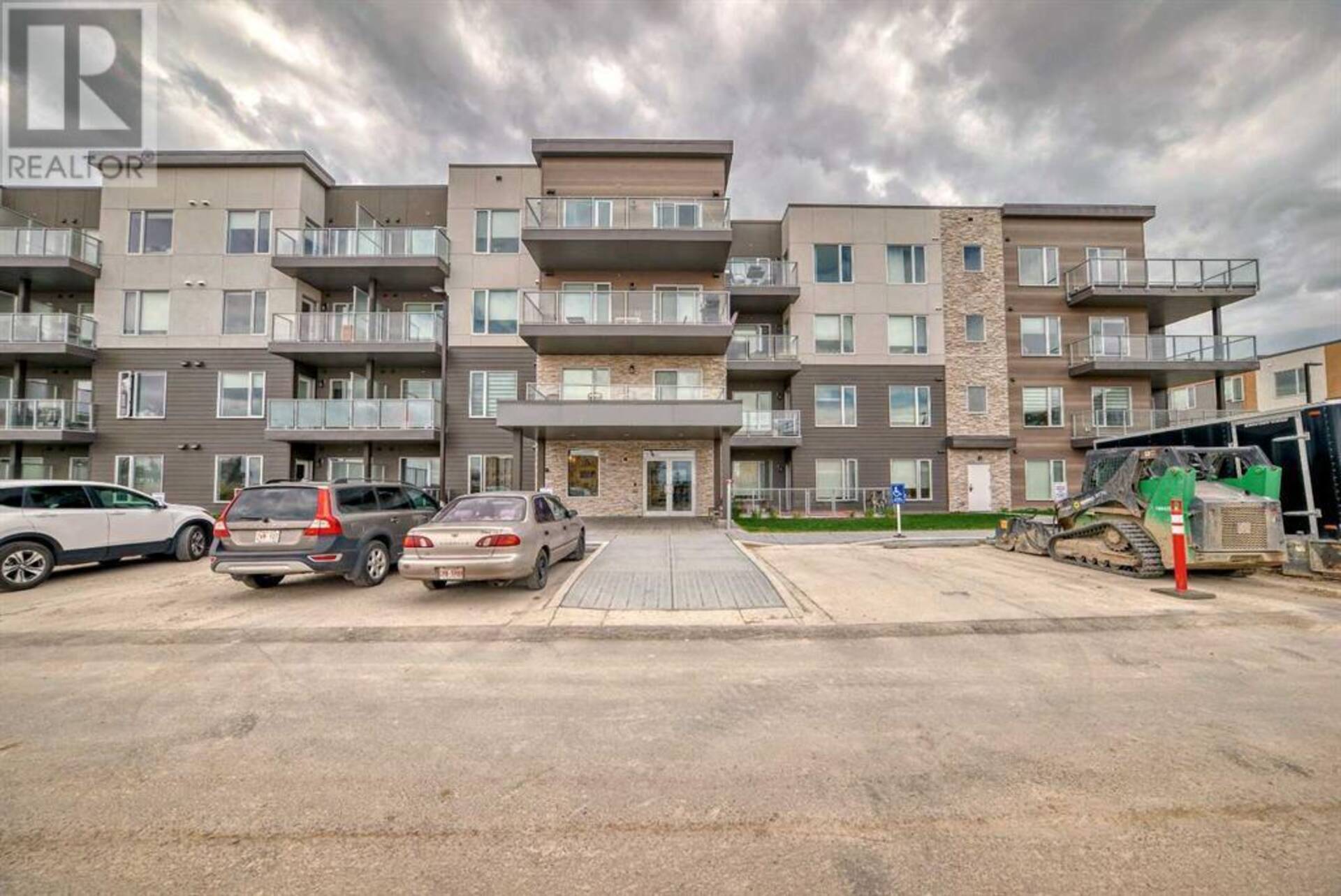 112, 200 Shawnee Square SW Calgary