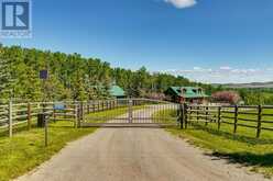 210210 274 Avenue W Rural Foothills