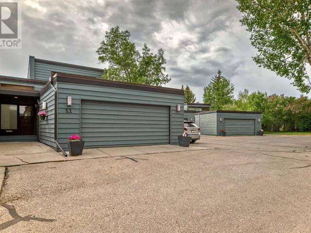 11, 2200 Varsity Estates Drive NW Calgary Alberta