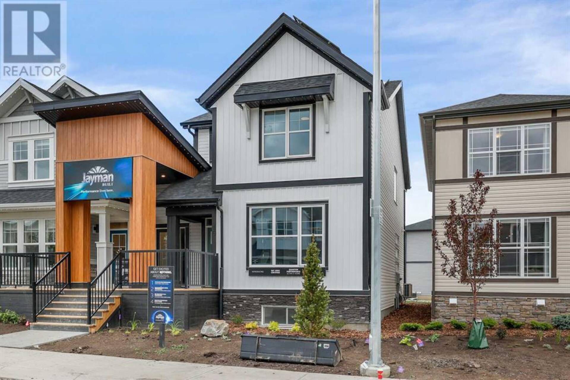 16 Amblefield View NW Calgary