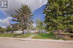 14 Knight Street Okotoks