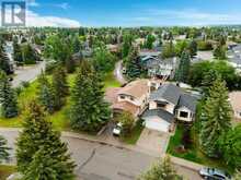 143 Sunvista Close SE Calgary