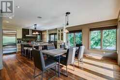 301 Elbow Park Lane SW Calgary