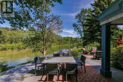 301 Elbow Park Lane SW Calgary