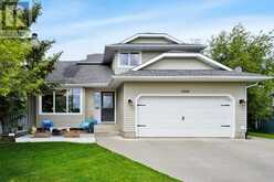 1006 2 Street NE Sundre