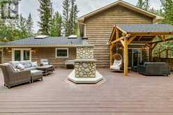 31 White Avenue Bragg Creek