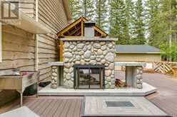 31 White Avenue Bragg Creek