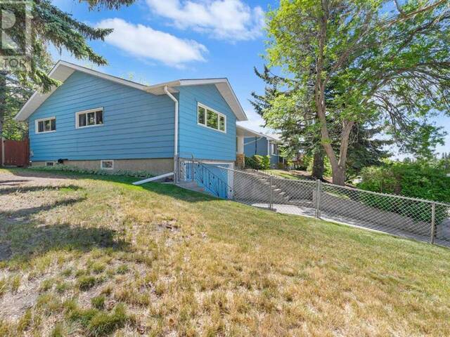 94 Cumberland Drive NW Calgary Alberta