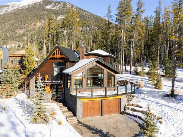 860 Silvertip Heights Canmore