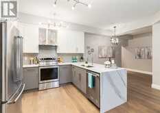 8102, 400 Eau Claire Avenue SW Calgary