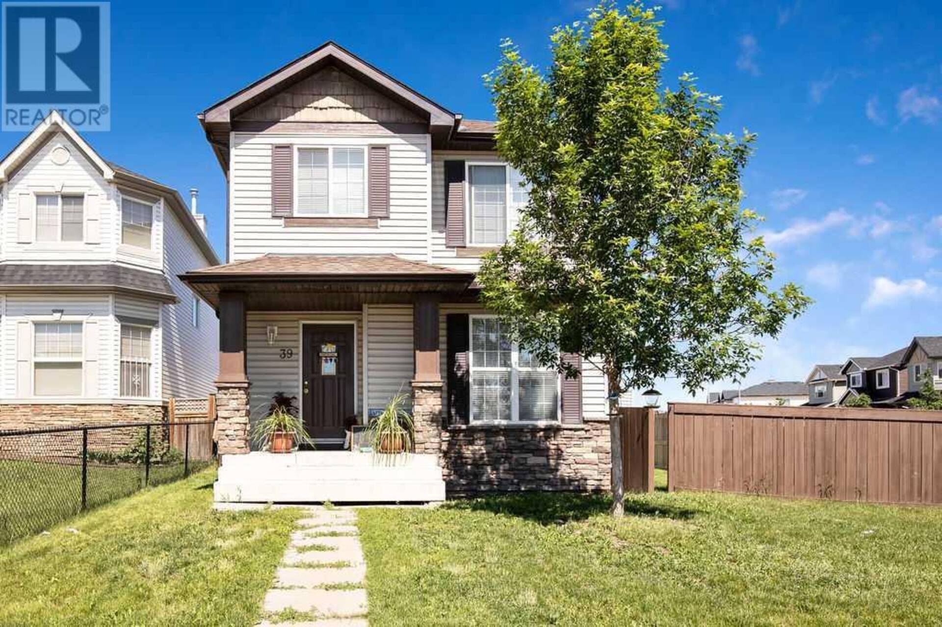 39 Saddlebrook Mews NE Calgary