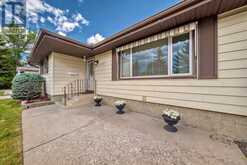 12132 CANFIELD Road SW Calgary