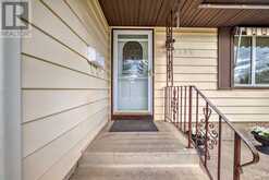 12132 CANFIELD Road SW Calgary