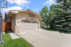 1046 Suncastle Drive SE Calgary