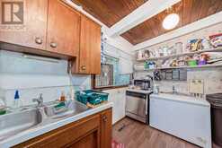 735 67 Avenue SW Calgary