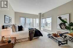 2208, 920 5 Avenue SW Calgary