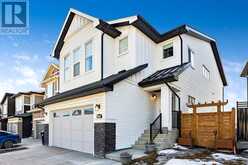 240 Lucas Crescent NW Calgary