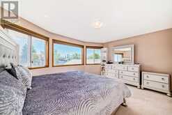 8313 Edgebrook Drive NW Calgary