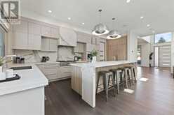 275 Dalhurst Way NW Calgary