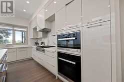 275 Dalhurst Way NW Calgary